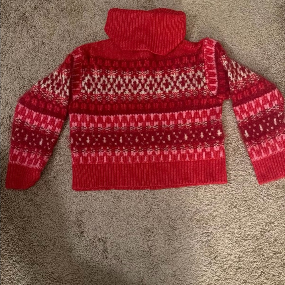 Universal Thread Red And Pink Patterned Turtlenec… - image 3